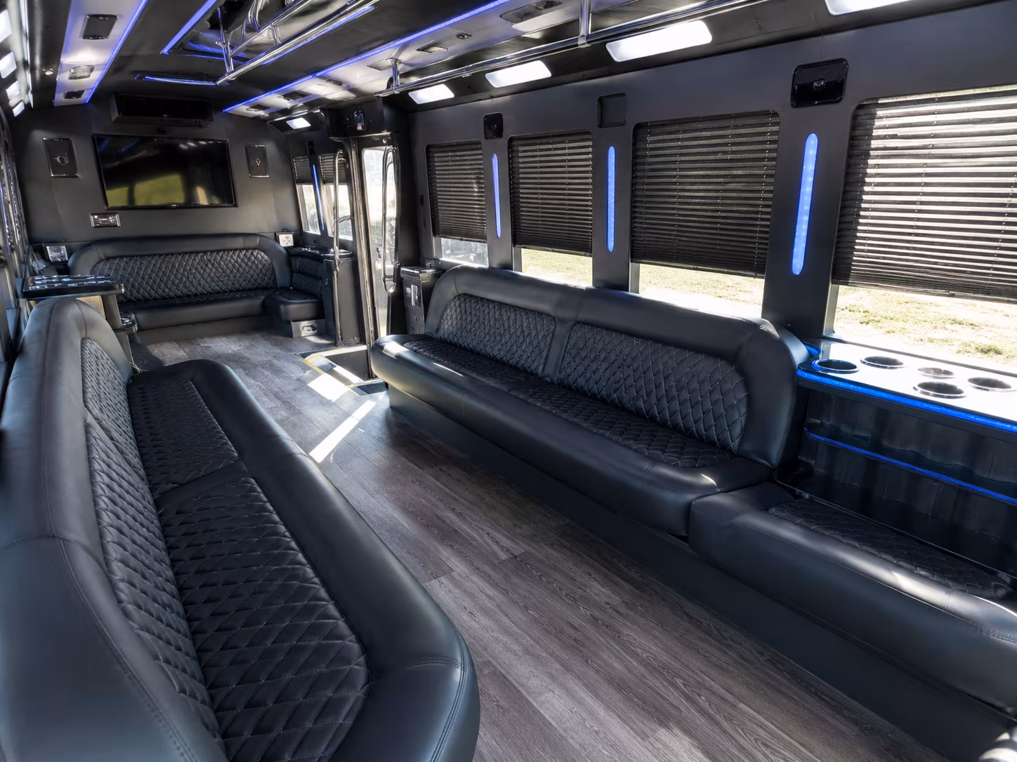 Jacksonville Birthday, Sweet 16, & Quinceañera Party Bus Rentals